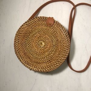 Round rattan wicker purse